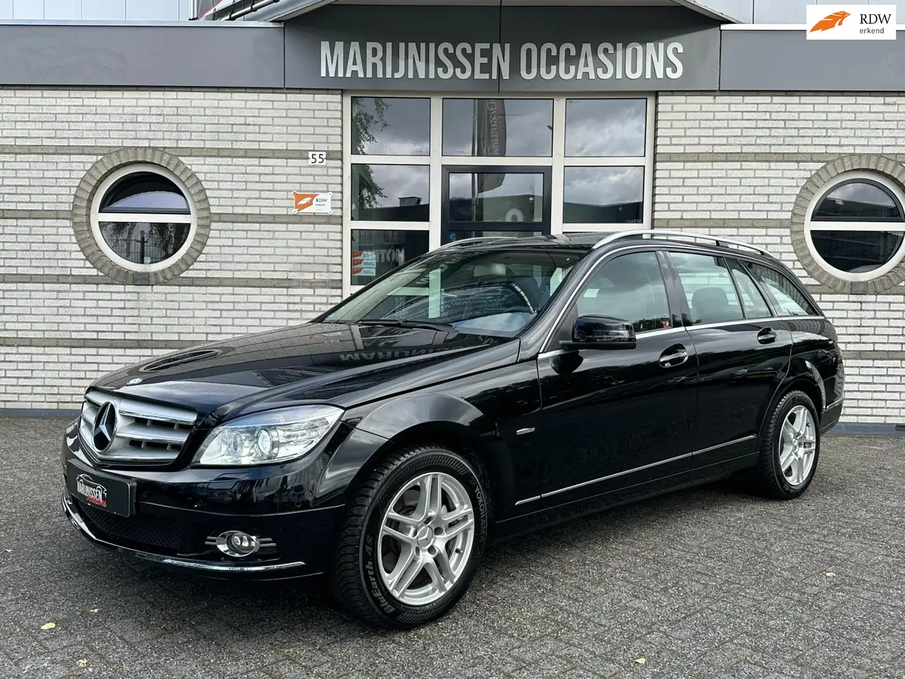 Mercedes-Benz C 180 Estate K BlueEFFICIENCY Avantgarde |Pano,Stoelvw,P — photo 1 of 22