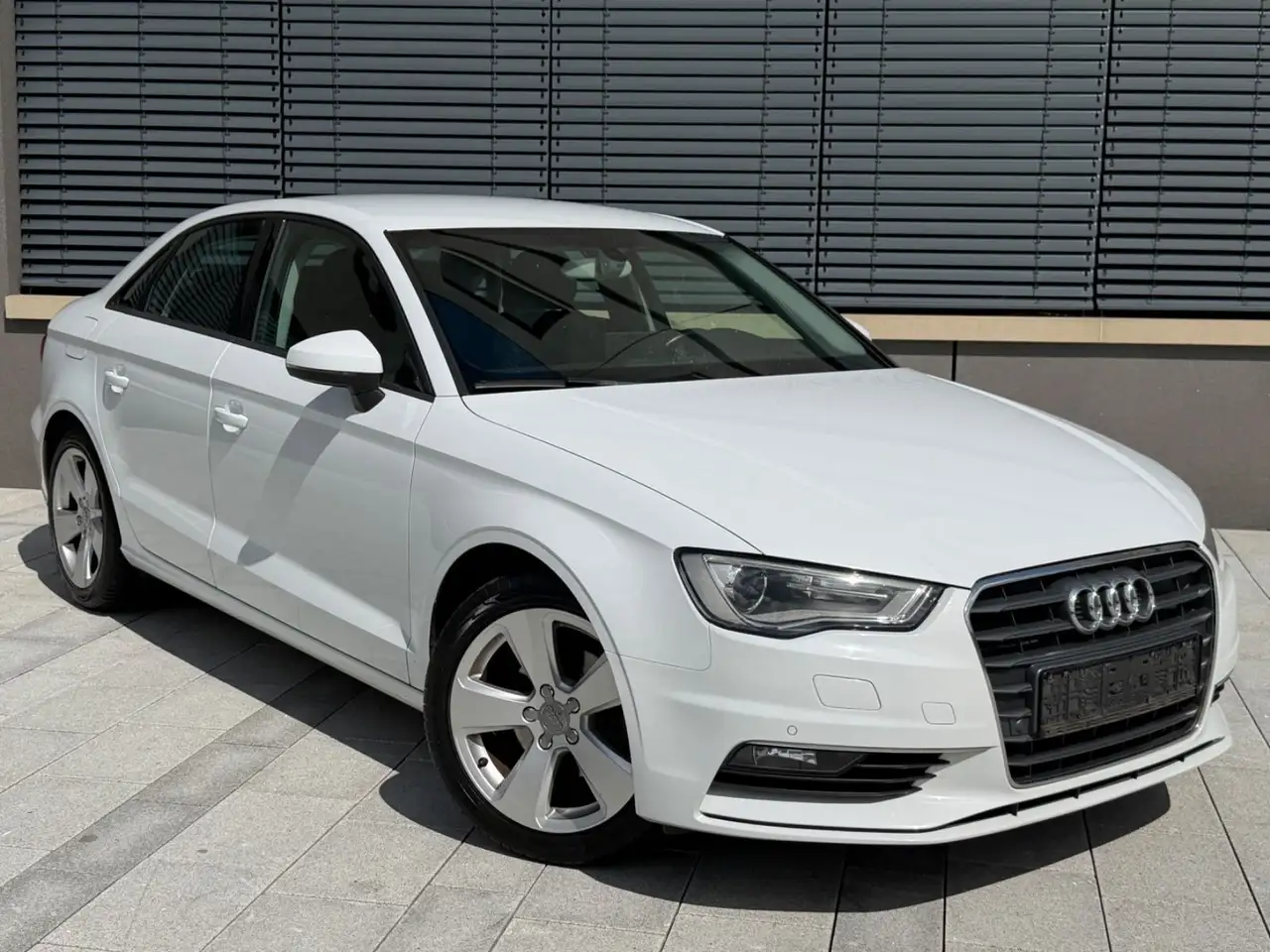 Audi A3 1.4 TFSI Ultra Xenon PDC KLIMA PDC — photo 1 of 16