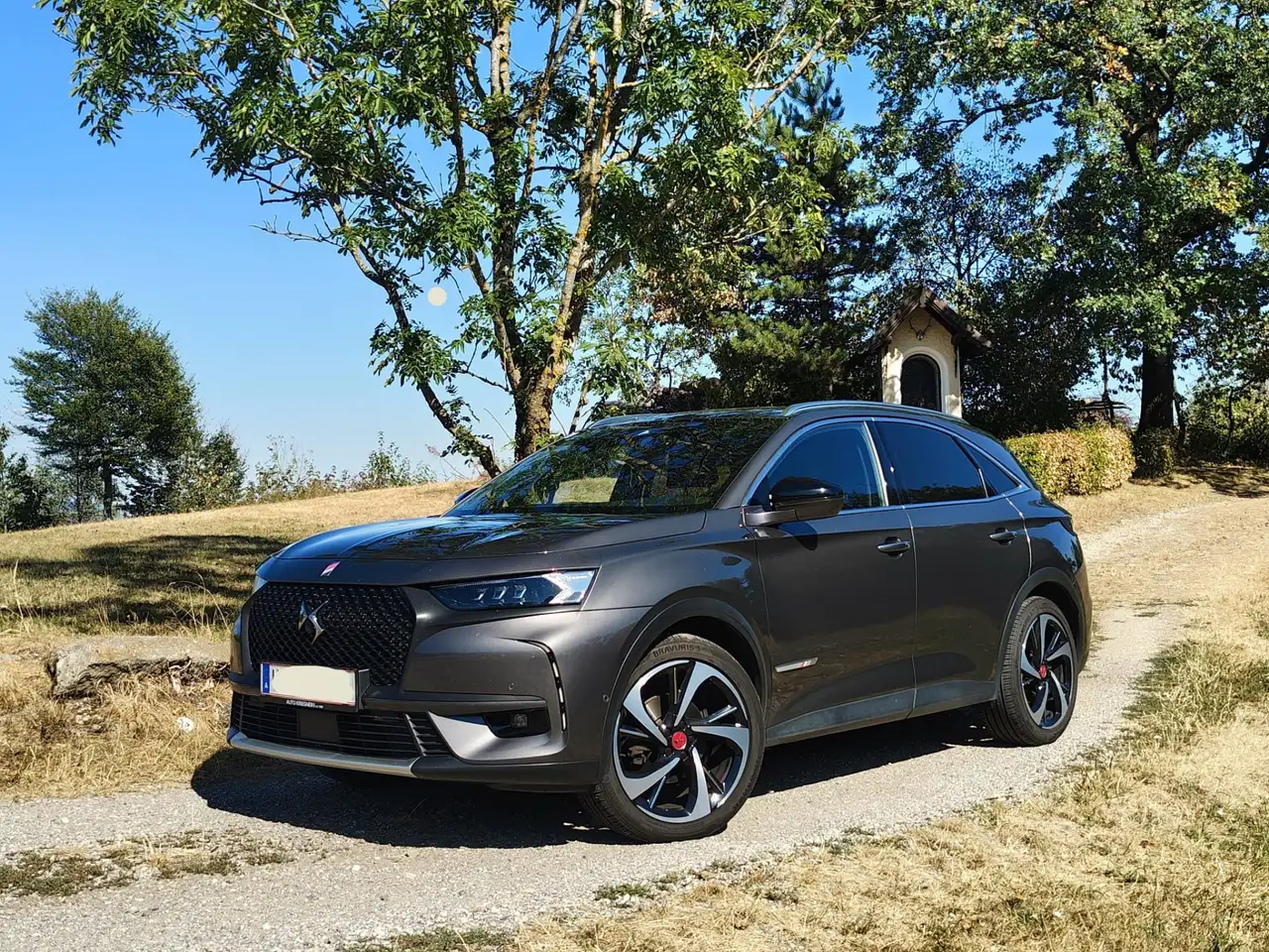 DS Automobiles DS 7 Crossback DS7 Crossback BlueHDi 180 EAT8 Performance Line Pe — photo 1 of 19