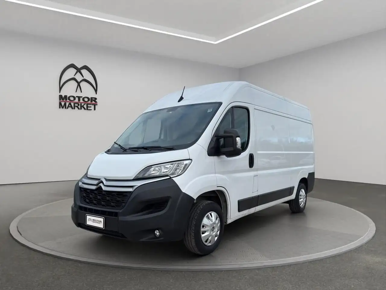 Citroen Jumper 35 L3H2 2.2 bluehdi 140cv S&S — photo 1 of 15