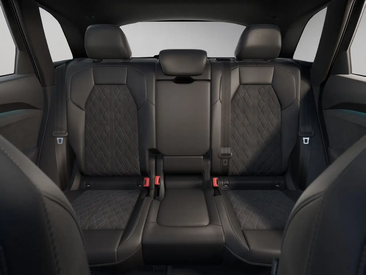 2026 Audi Q5 SUV TDI qu. S-line Pano AHK HuD Tech B&O 360°, photograph 8
