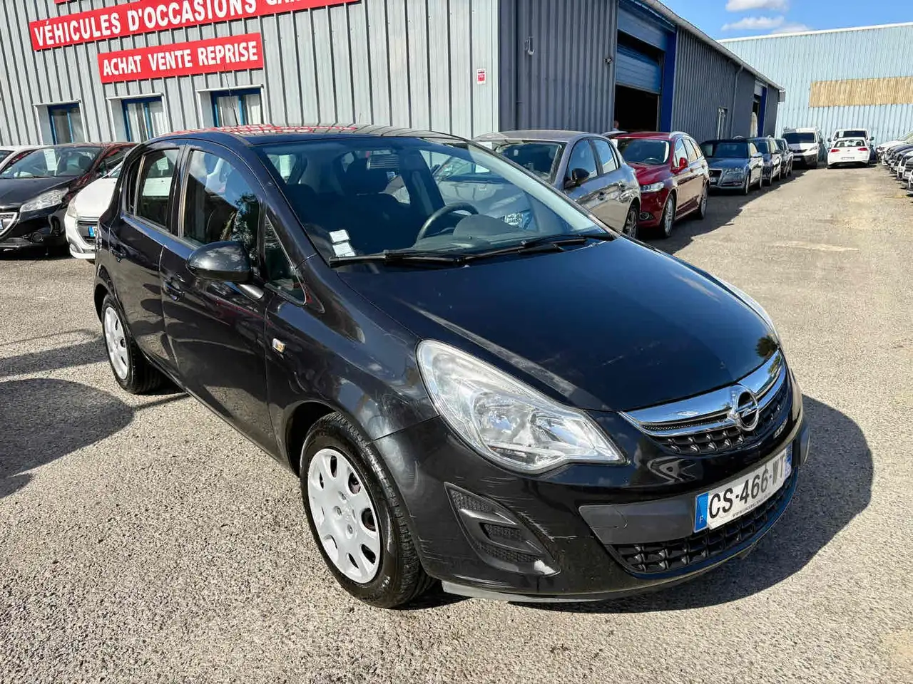 Opel Corsa D 1.3 CDTI — photo 1 of 16