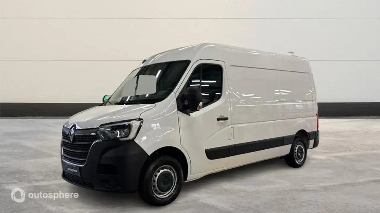 Renault Master F3300 L2H2 2.3 Blue dCi 135ch Confort Euro6 — photo 1 of 15