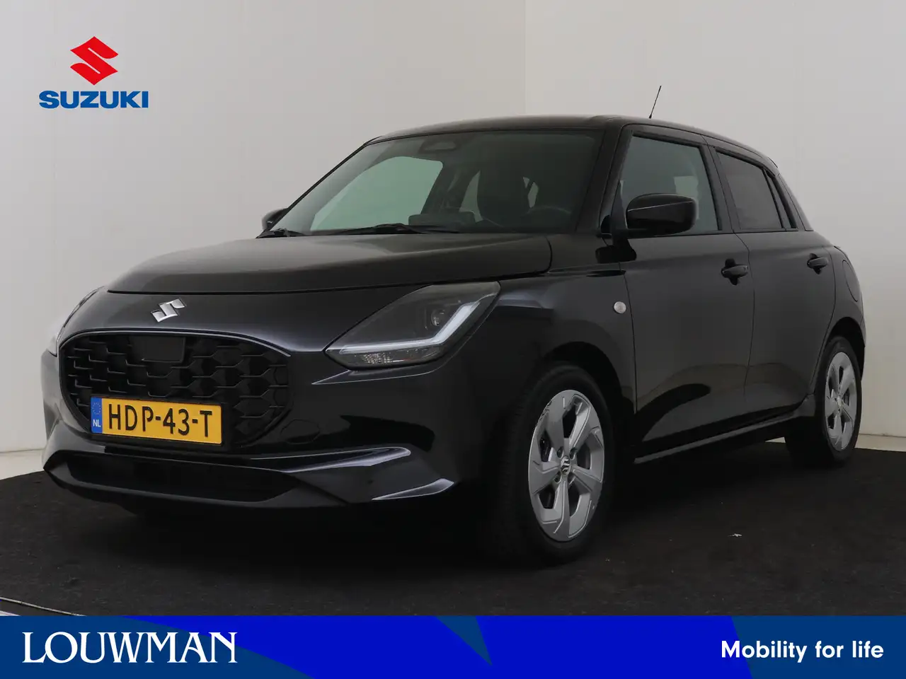 Suzuki Swift 1.2 Select Smart Hybrid — photo 1 of 40