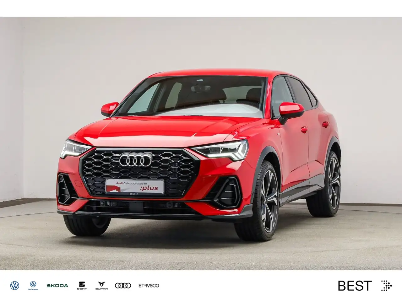 Audi Q3 Sportback 35 TFSI S-LINE*LED*AHK*NAVI-PLUS*20ZOLL — photo 1 of 20