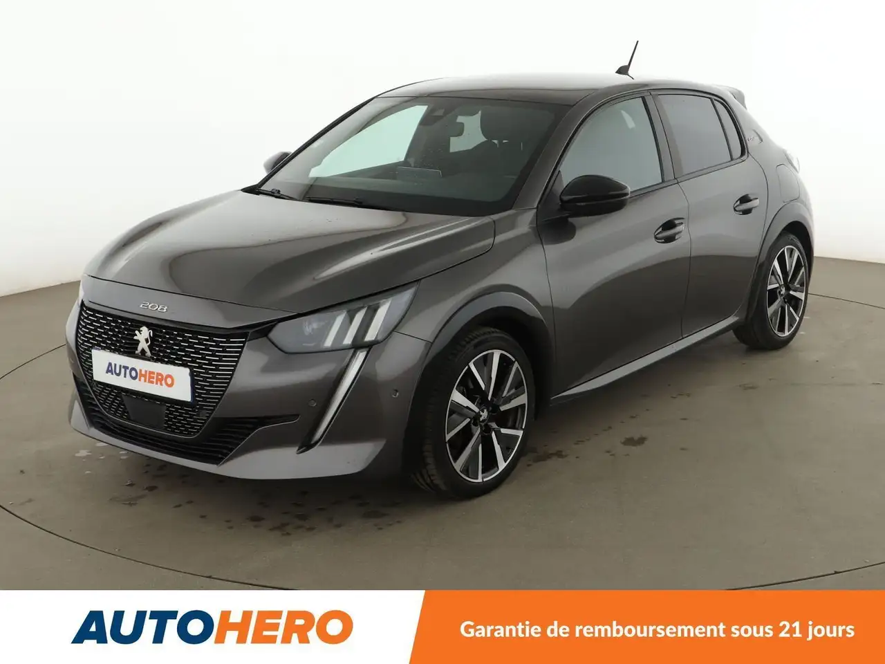 Peugeot 208 1.2 PureTech GT Line EAT8 — photo 1 of 30