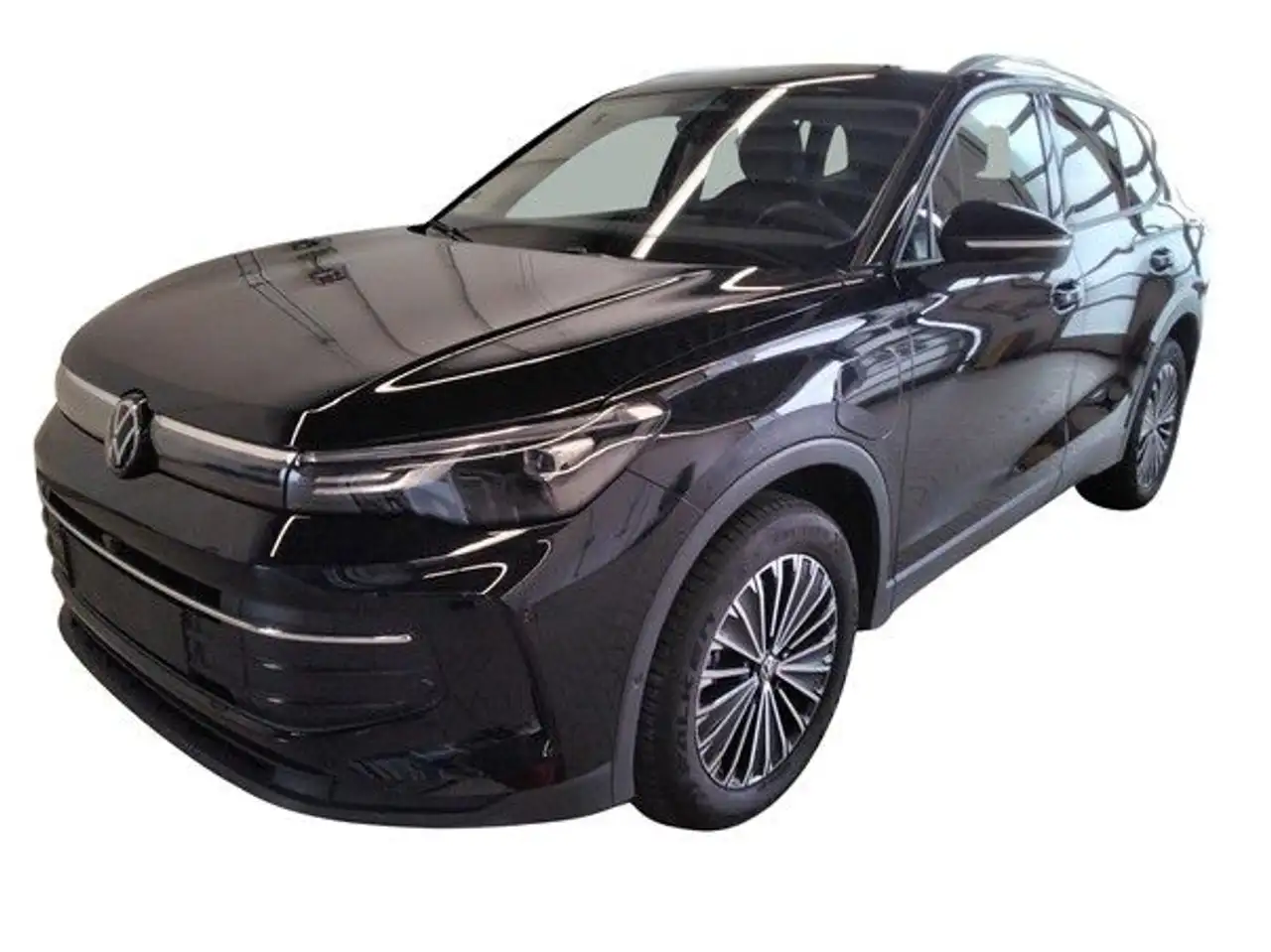 Volkswagen Tiguan Energy 1.5 TSI eHybrid DSG - ACC LED Area View SHZ — photo 1 of 4
