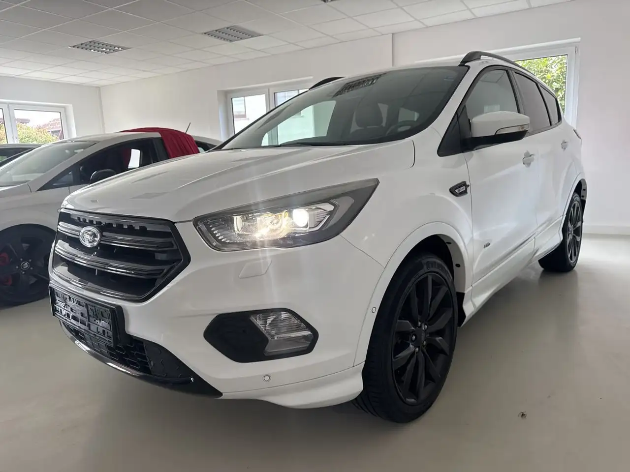 Ford Kuga 1.5 EcoBoost ST-Line 4x4 Automatik | Navi — photo 1 of 16