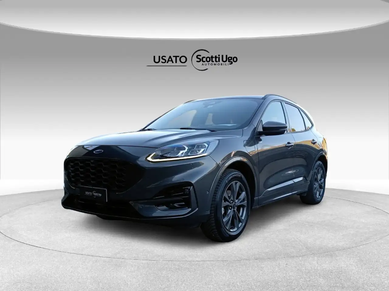 Ford Kuga 2.5 PHEV ST-Line X — photo 1 of 15