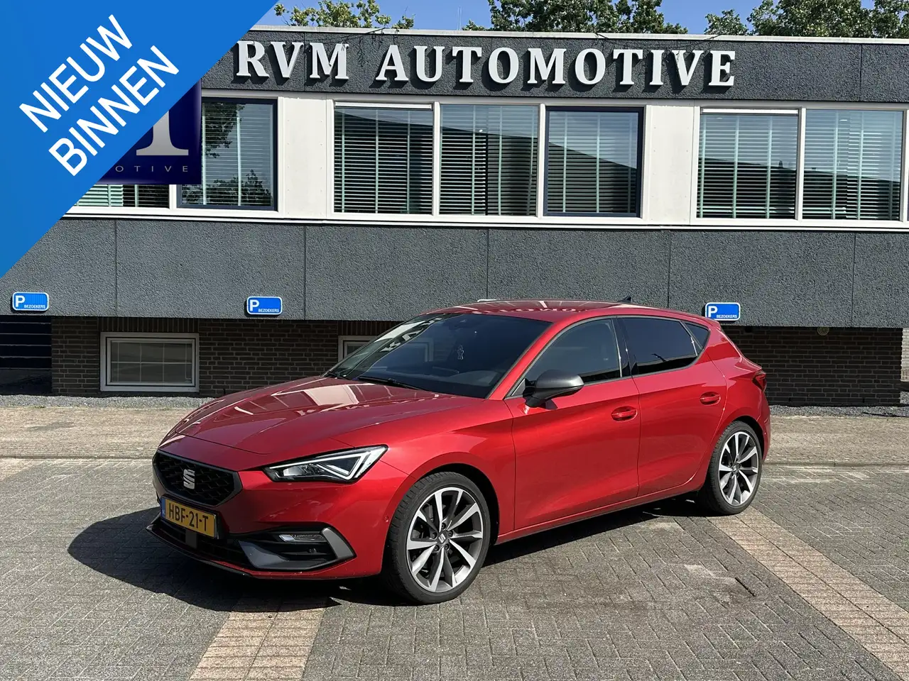SEAT Leon 1.5 eTSI FR STOEL + STUURVERWARMING |ACHTERUIT RIJ — photo 1 of 23