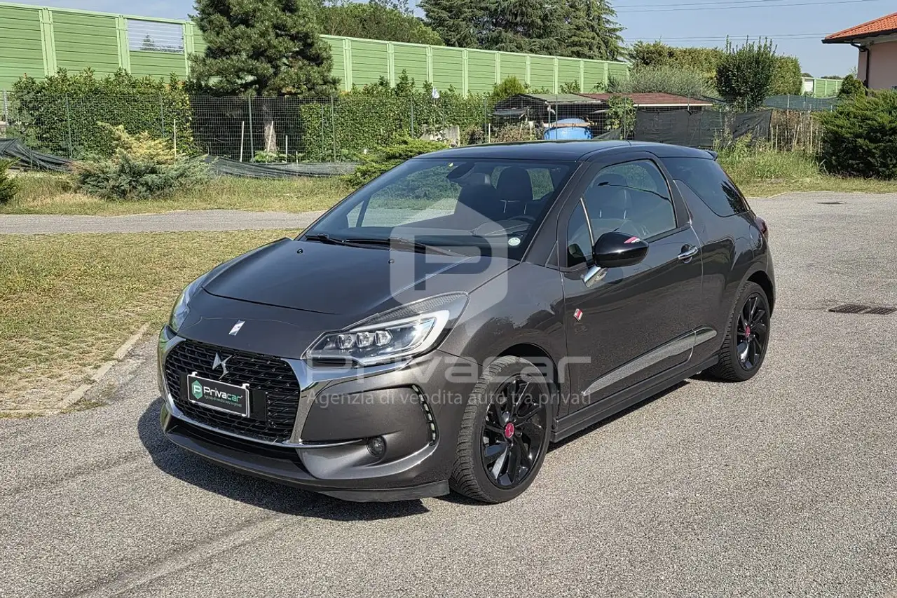 DS Automobiles DS 3 DS 3 BlueHDi 75 Performance Line — photo 1 of 15