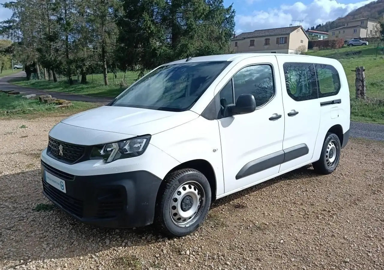 Peugeot Partner Rallongé 3 places HDi 100cv Révisé & garantie 12 mois TVA récupérable — photo 1 of 15