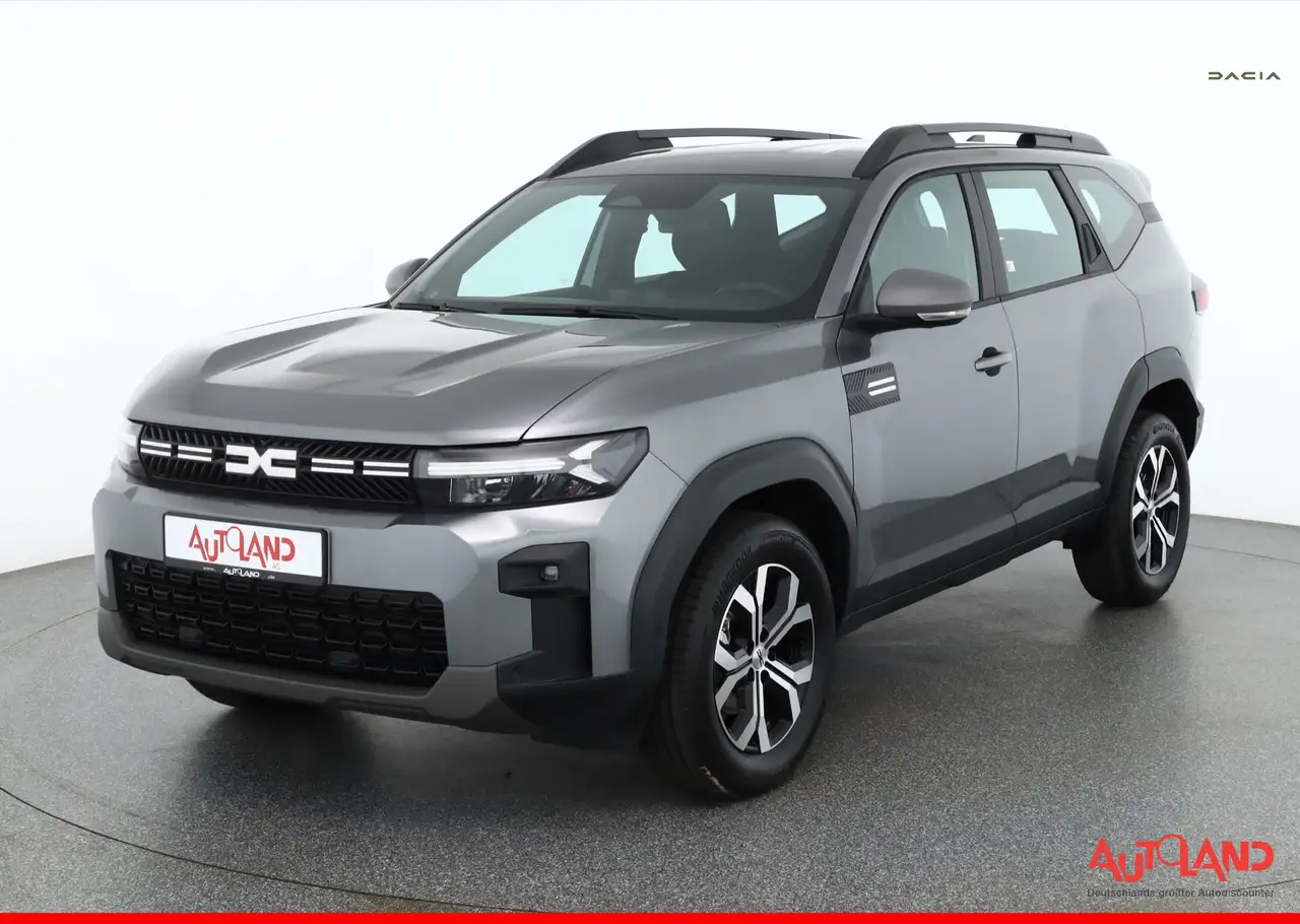 Dacia Bigster Expression 140 mHev LED 360° Tempomat — photo 1 of 15