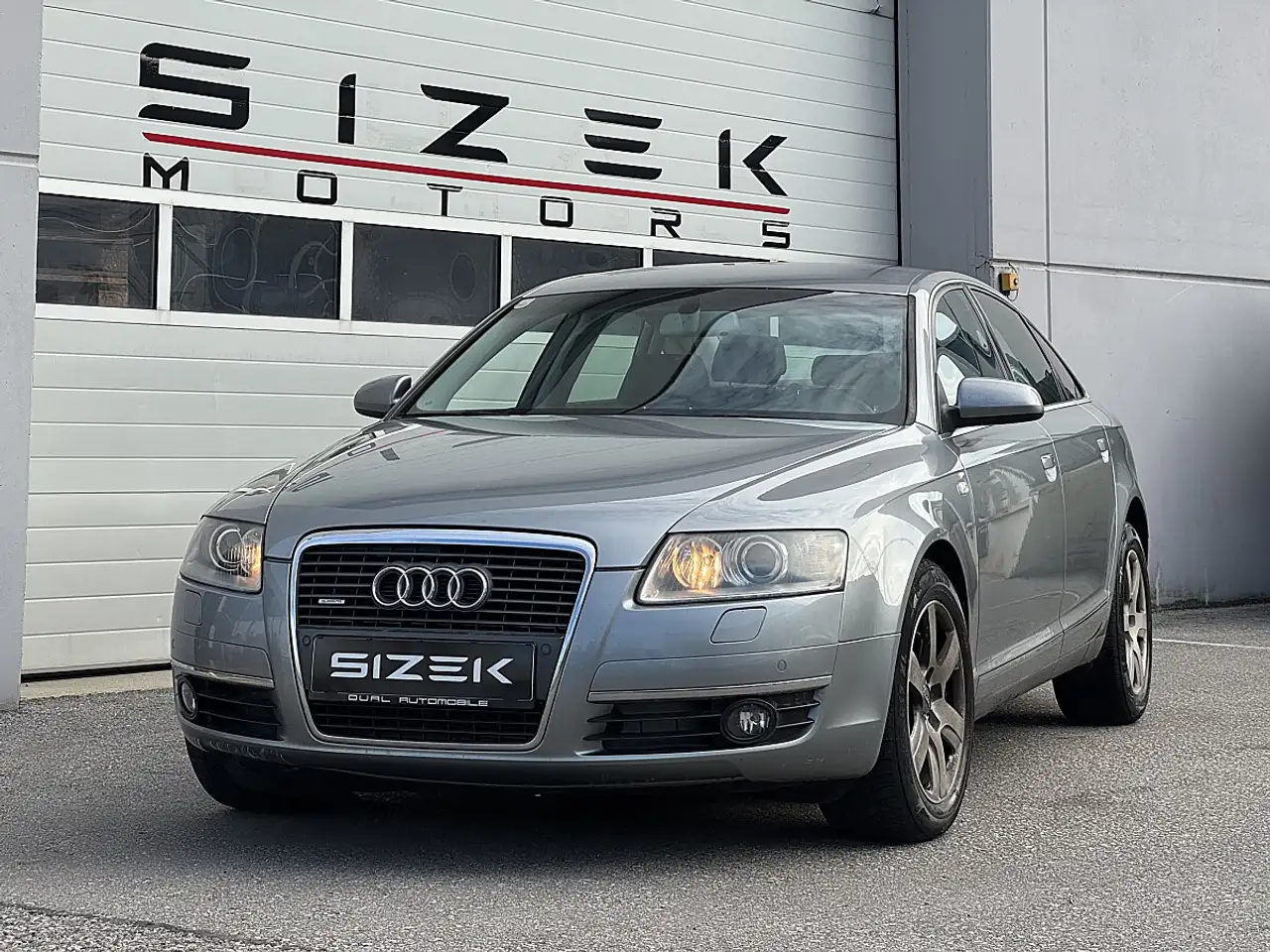 Audi A6 2,7 TDI V6 quattro DPF Tiptronic — photo 1 of 9