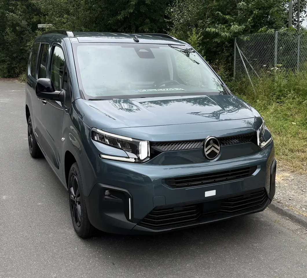 Citroen Berlingo MPV XL Diesel 100 PLUS — photo 1 of 8