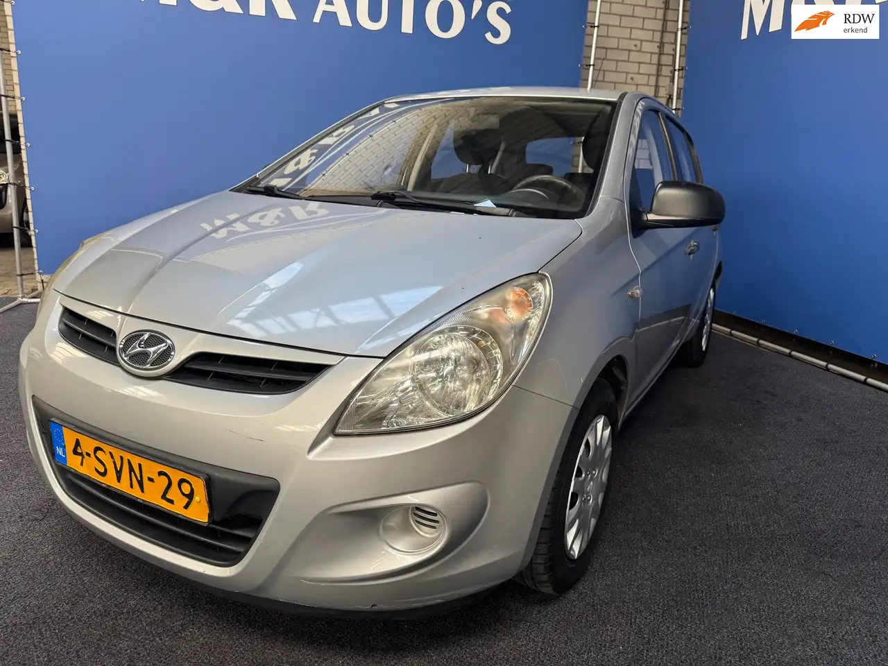 Hyundai i20 1.2i Business Edition Nieuwe APK — photo 1 of 15