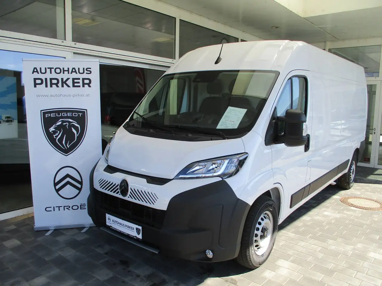 Citroen Jumper KW 35+ L3H2 Heavy BHDi 140 Automatik, € 30.000,-- Netto — photo 1 of 17