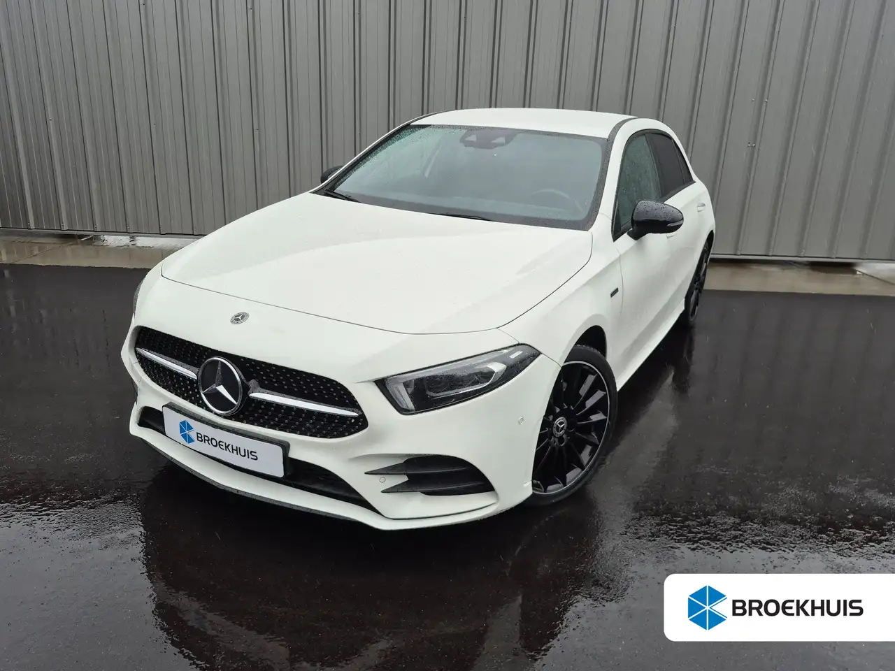 Mercedes-Benz A 250 e 218PK AUTO | Achteruitrijcamera | Climate contro — photo 1 of 4