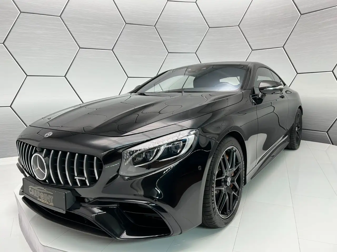 Mercedes-Benz S 63 AMG Coupe 4Matic+ Keramik 3D-Sound Carbon — photo 1 of 32