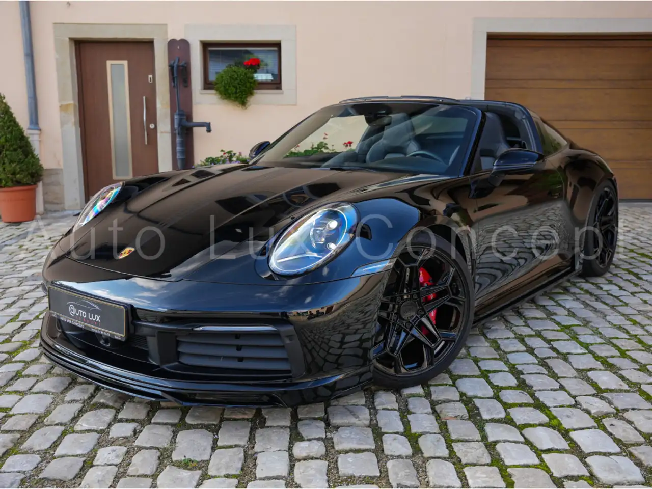 Porsche 992 911 Targa 4S TECHART/Lift/PDLS+/Chrono/ACC — photo 1 of 30