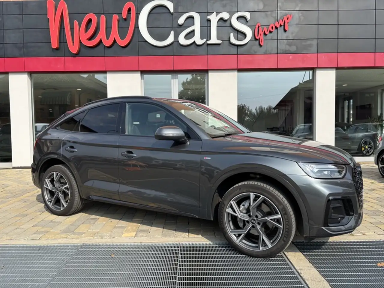 Audi Q5 40 2.0 Sportback tdi mhev 12V S line quattro s-tronic FULL LED-NAVI — photo 1 of 15