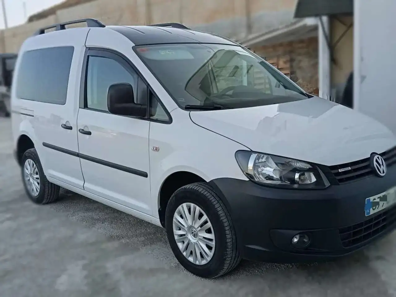Volkswagen Caddy Maxi Furgón PRO 2.0 TDI 110cv 4motion — photo 1 of 20
