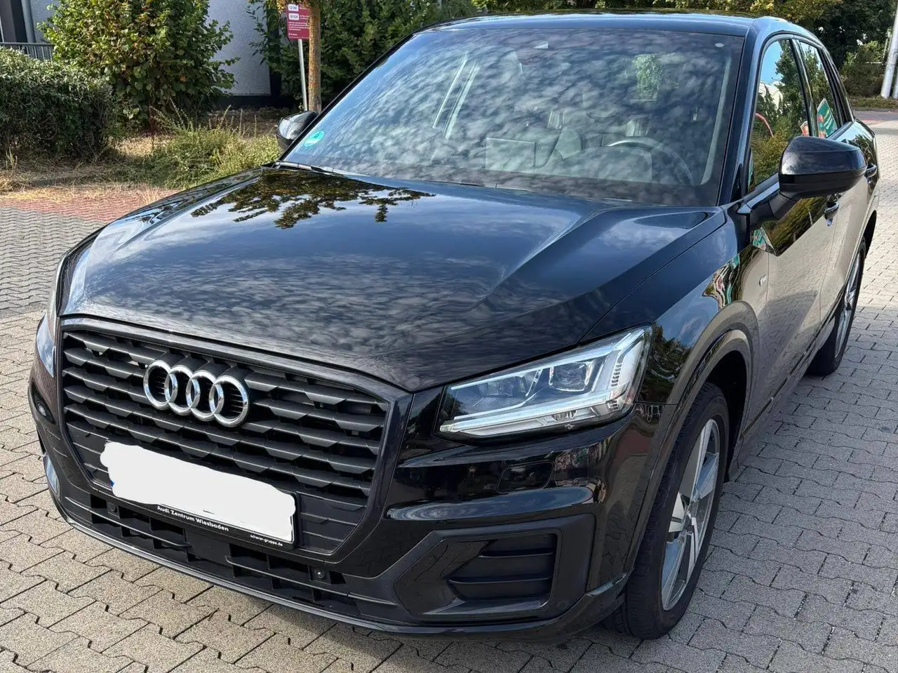 Audi Q2 Q2 Diesel 35 TDI S tronic — photo 1 of 13