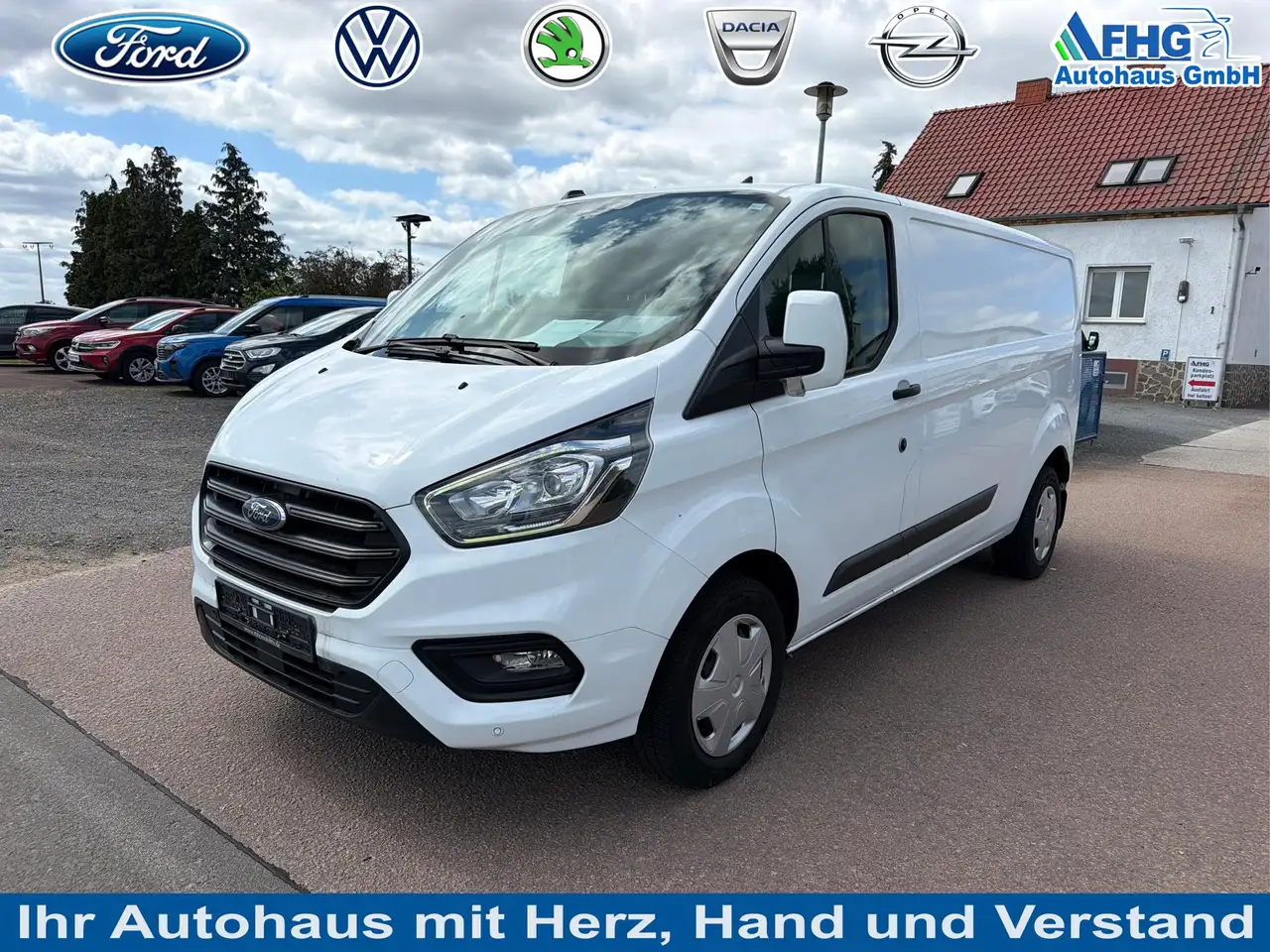 Ford Transit Custom 2.0 TDCi 320 L2 Trend 96 kW (131... — photo 1 of 15