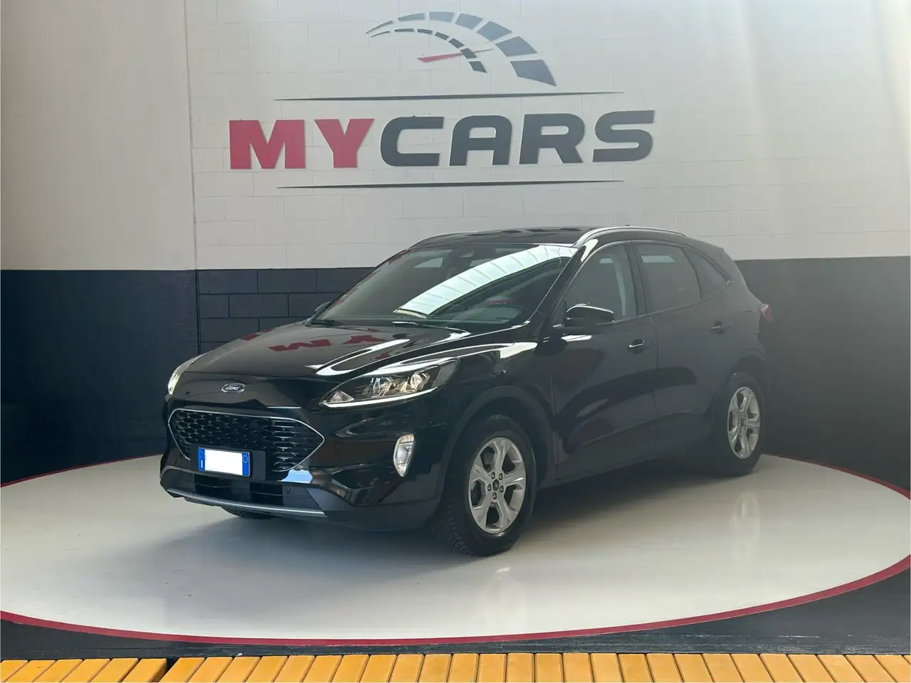 Ford Kuga Kuga 2.5 Full Hybrid 190 CV CVT 2WD Connect — photo 1 of 14