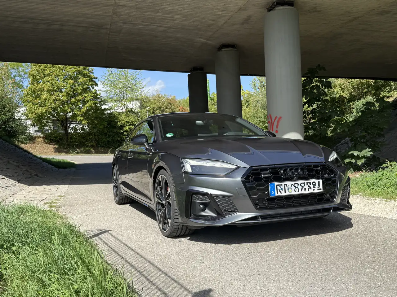 Audi A5 45 TFSI quattro S line — photo 1 of 20