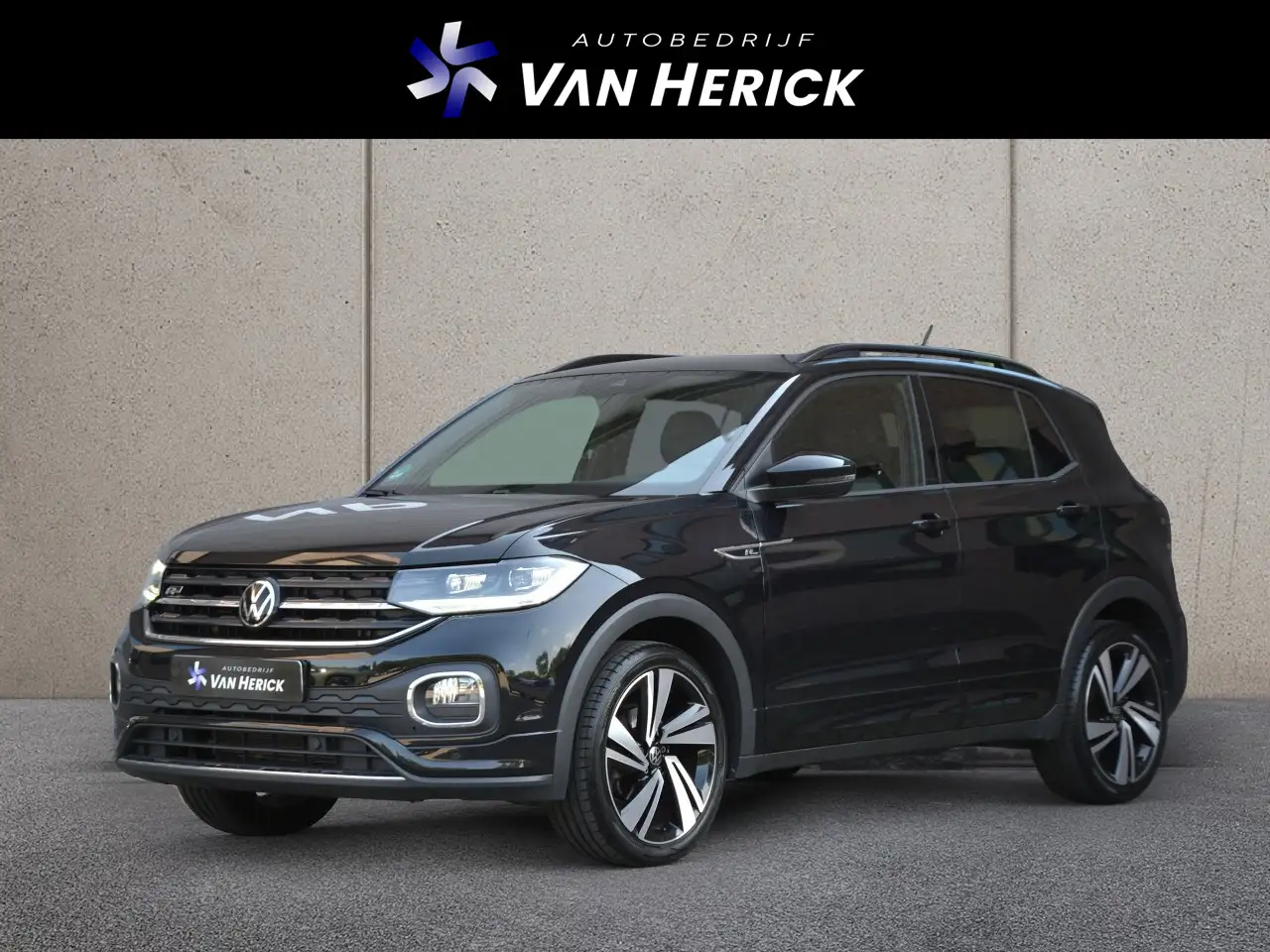 Volkswagen T-Cross 1.0 TSI R-Line Automaat | Navigatie | ACC | Stoelv — photo 1 of 20