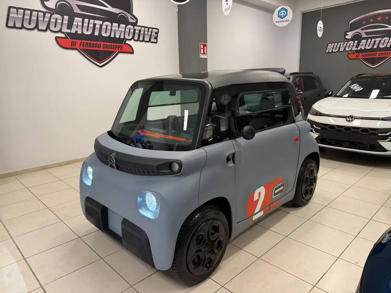 Citroen Ami PACK ORANGE — photo 1 of 13