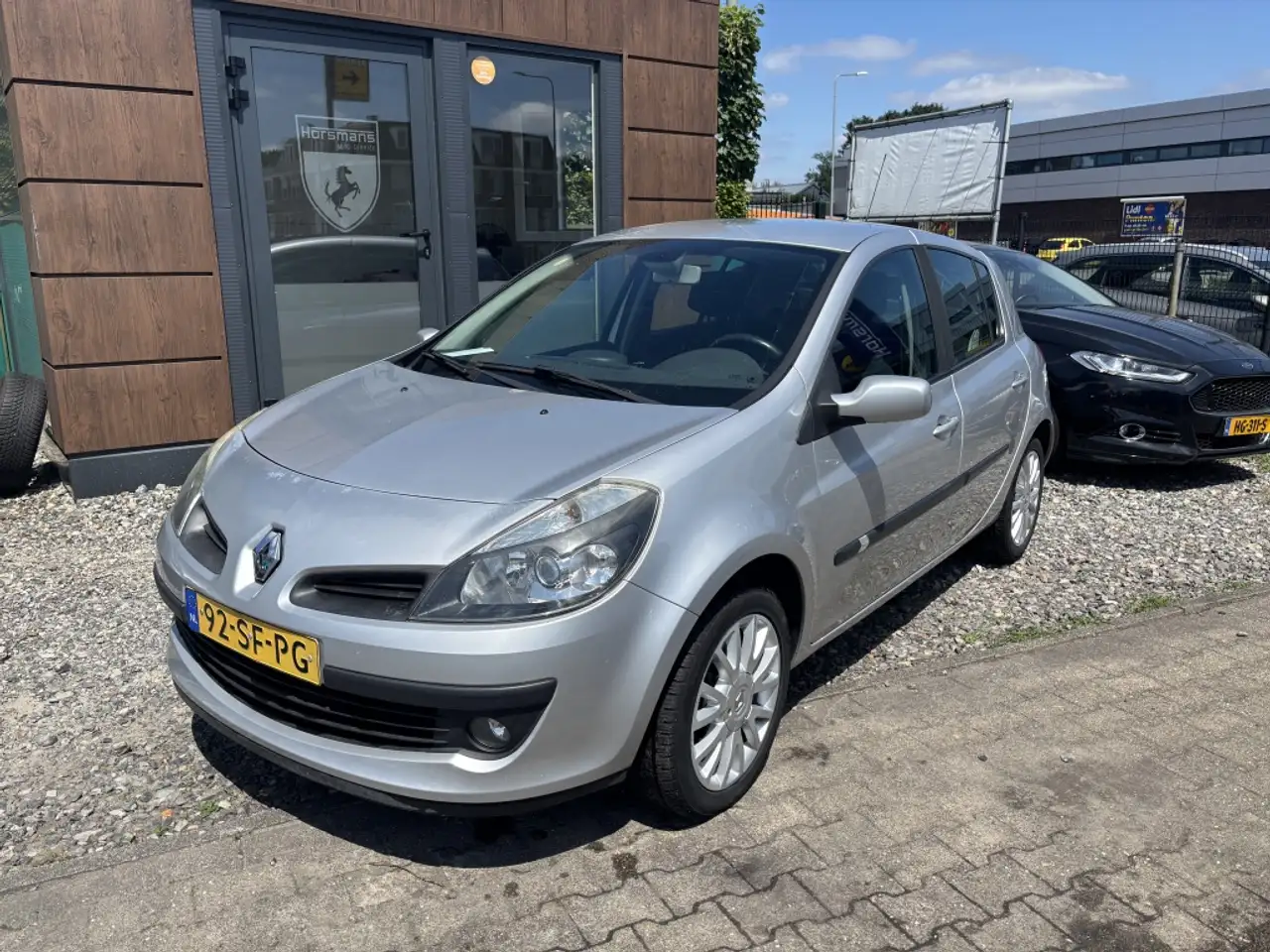 Renault Clio 1.6-16V Dynam.Luxe NIEUWE KOPPELING. — photo 1 of 6