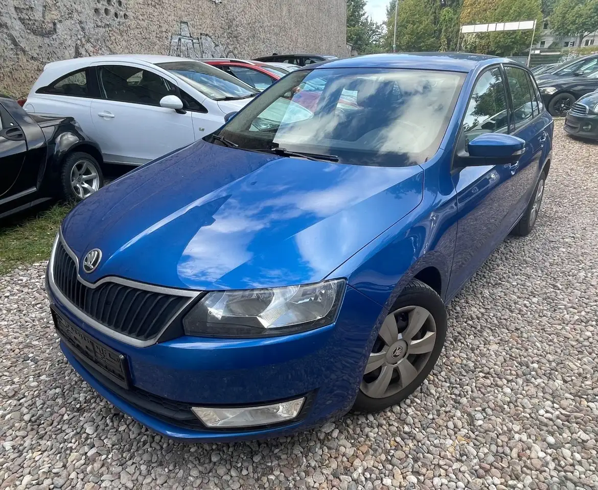 Skoda Rapid/Spaceback Spaceback Ambition — photo 1 of 19