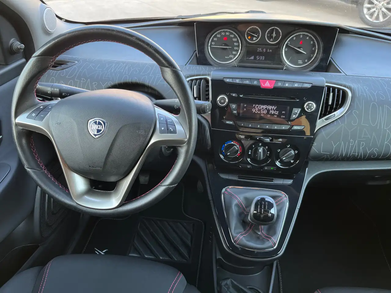 2013 Lancia Ypsilon 1.2 8v Elefantino ecochic GPL 69cv, photograph 12