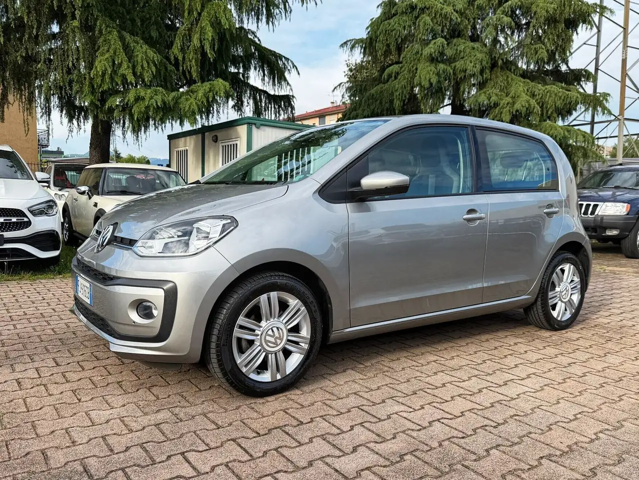 Volkswagen up! 1.0 75 CV 5p. AUTOMATICA TELECAMERA SENSORI CRUISE — photo 1 of 15