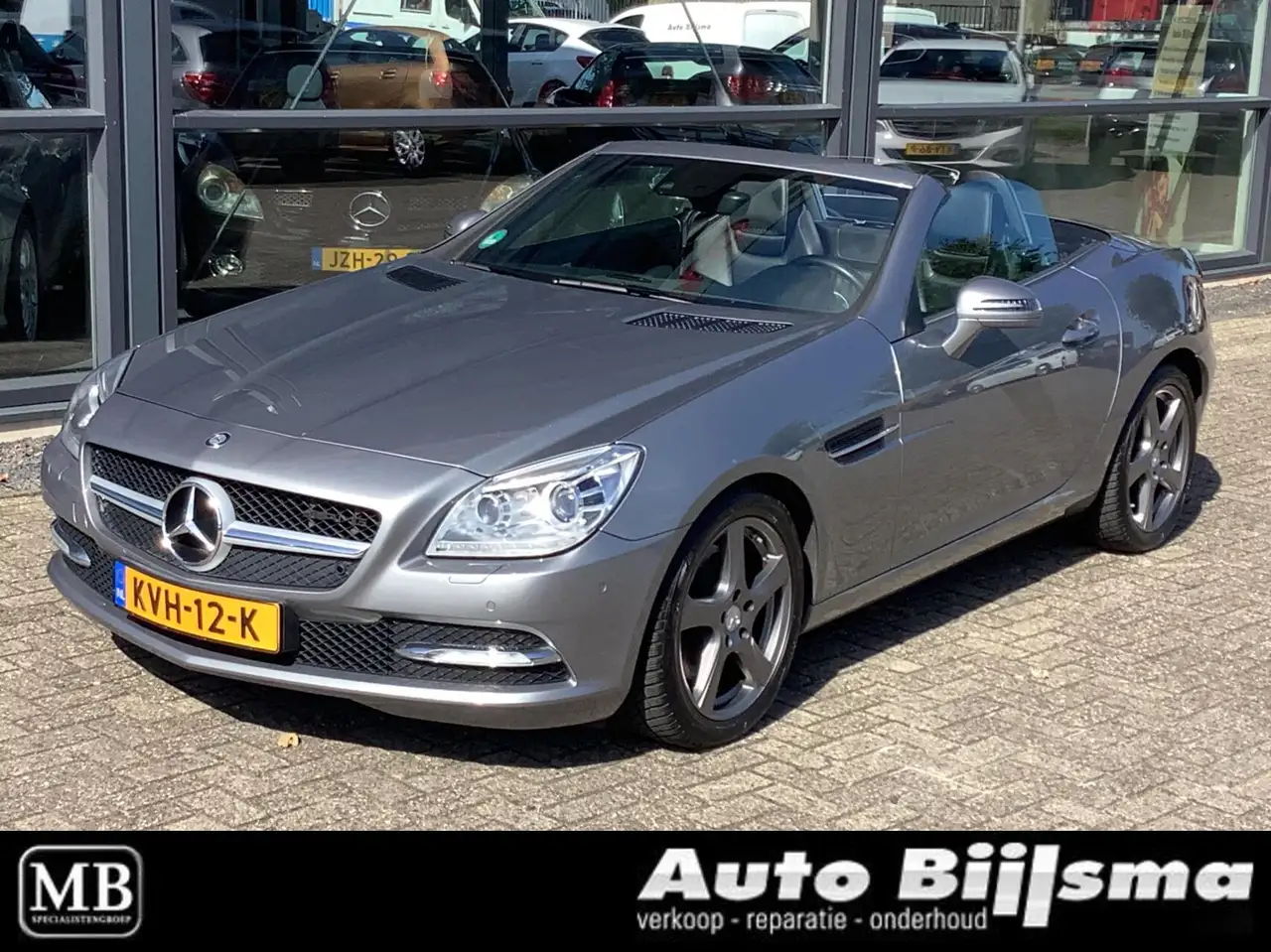 Mercedes-Benz SLK 250 Edition automaat, nekverwarming, harman kardon, ze — photo 1 of 37