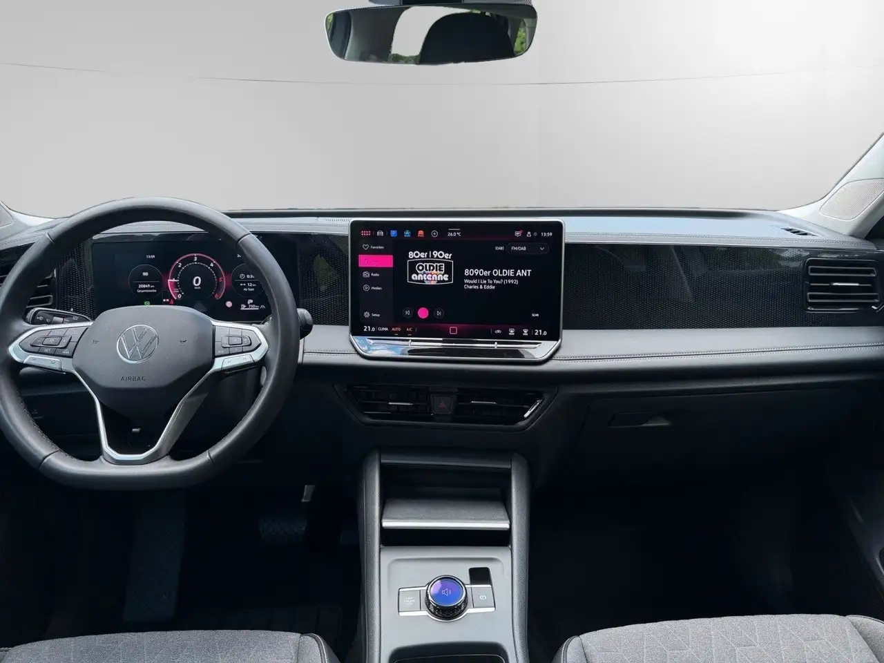 2025 Volkswagen Tiguan 2.0 TDI MWST DSG ACC AMBIENTE, photograph 11