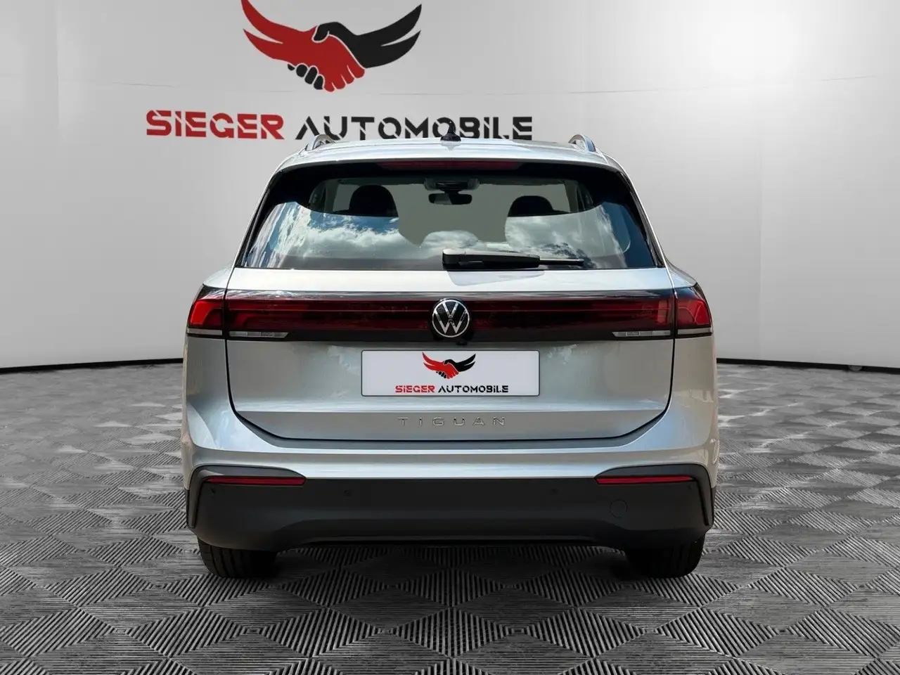 2025 Volkswagen Tiguan 2.0 TDI MWST DSG ACC AMBIENTE, photograph 4