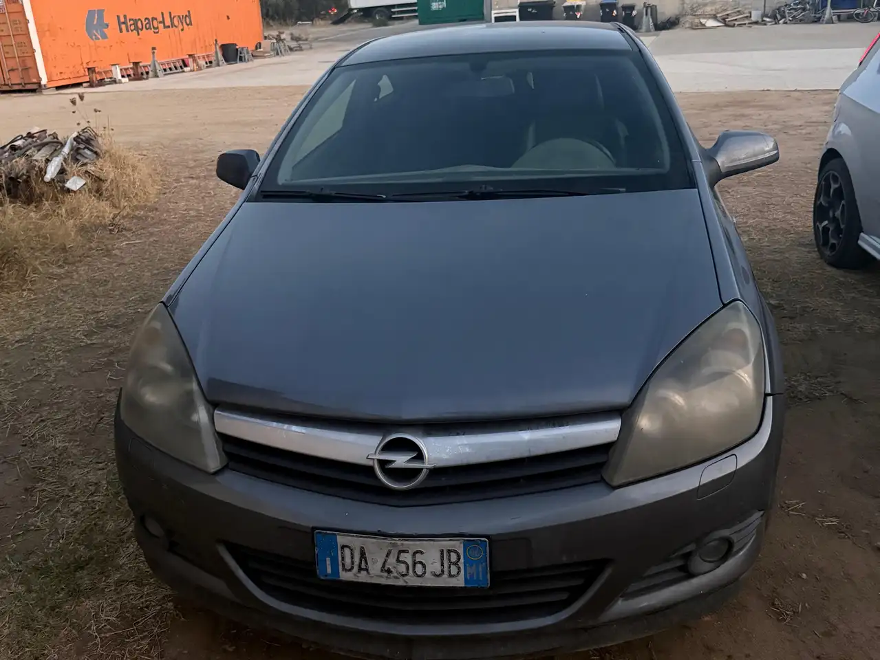 Opel Astra Astra III 2004 GTC GTC 1.9 cdti Cosmo 6m — photo 1 of 5