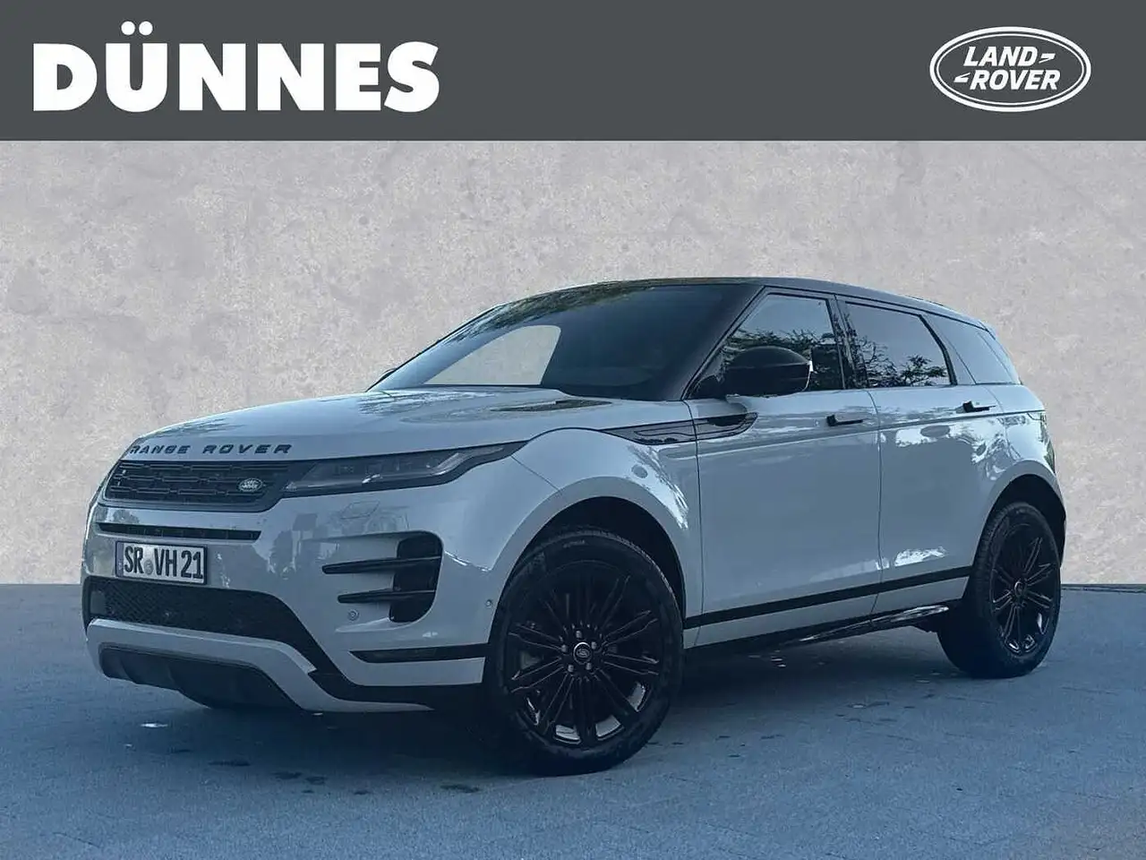 Land Rover Range Rover Evoque P250 Dynamic HSE — photo 1 of 9