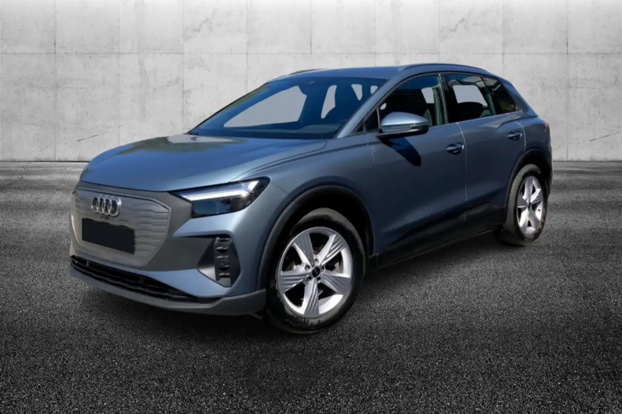 Audi Q4 e-tron Q4 e-tron — photo 1 of 8