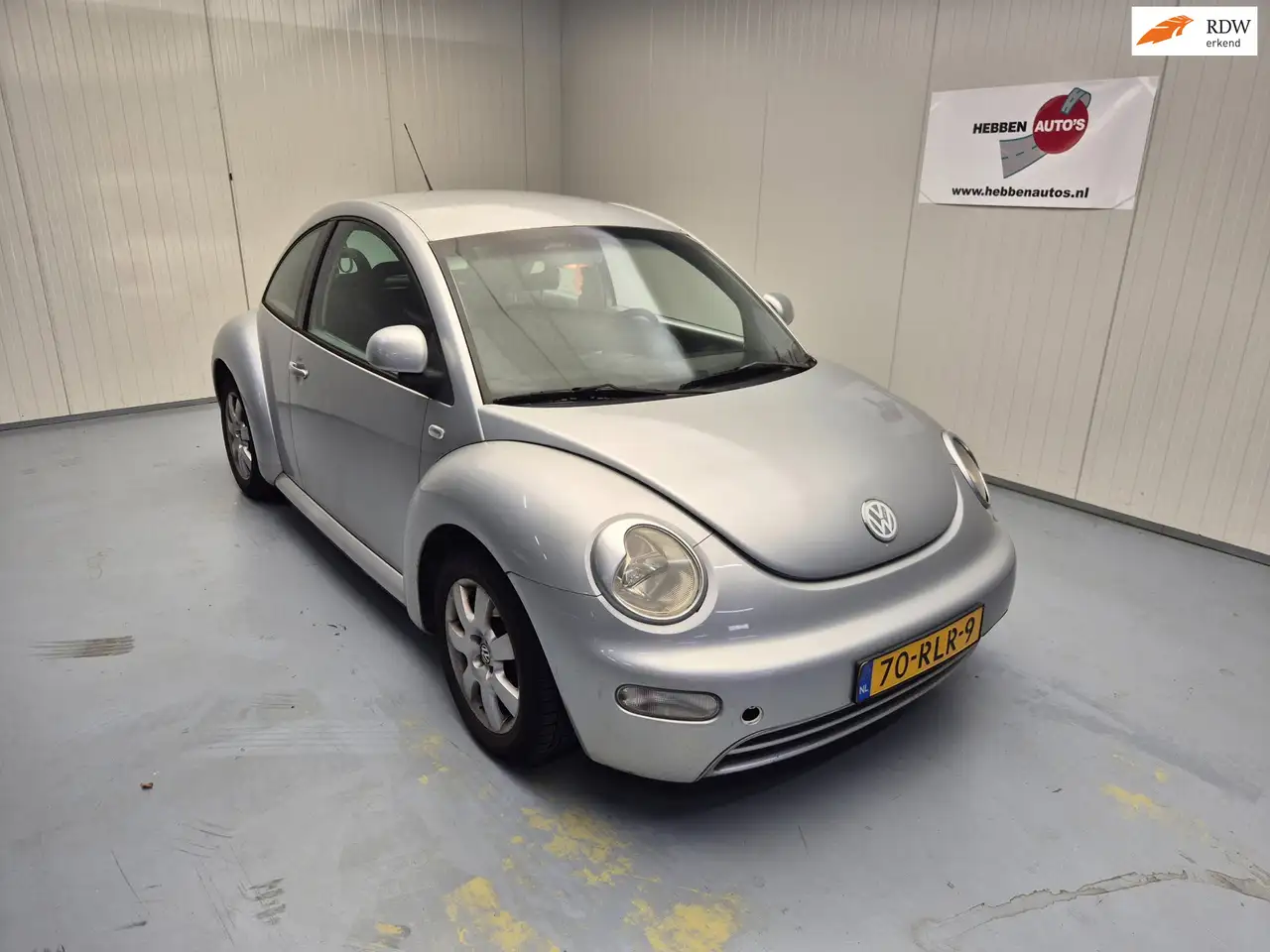 Volkswagen New Beetle 2.0 Highline Airco Alu Velgen — photo 1 of 16