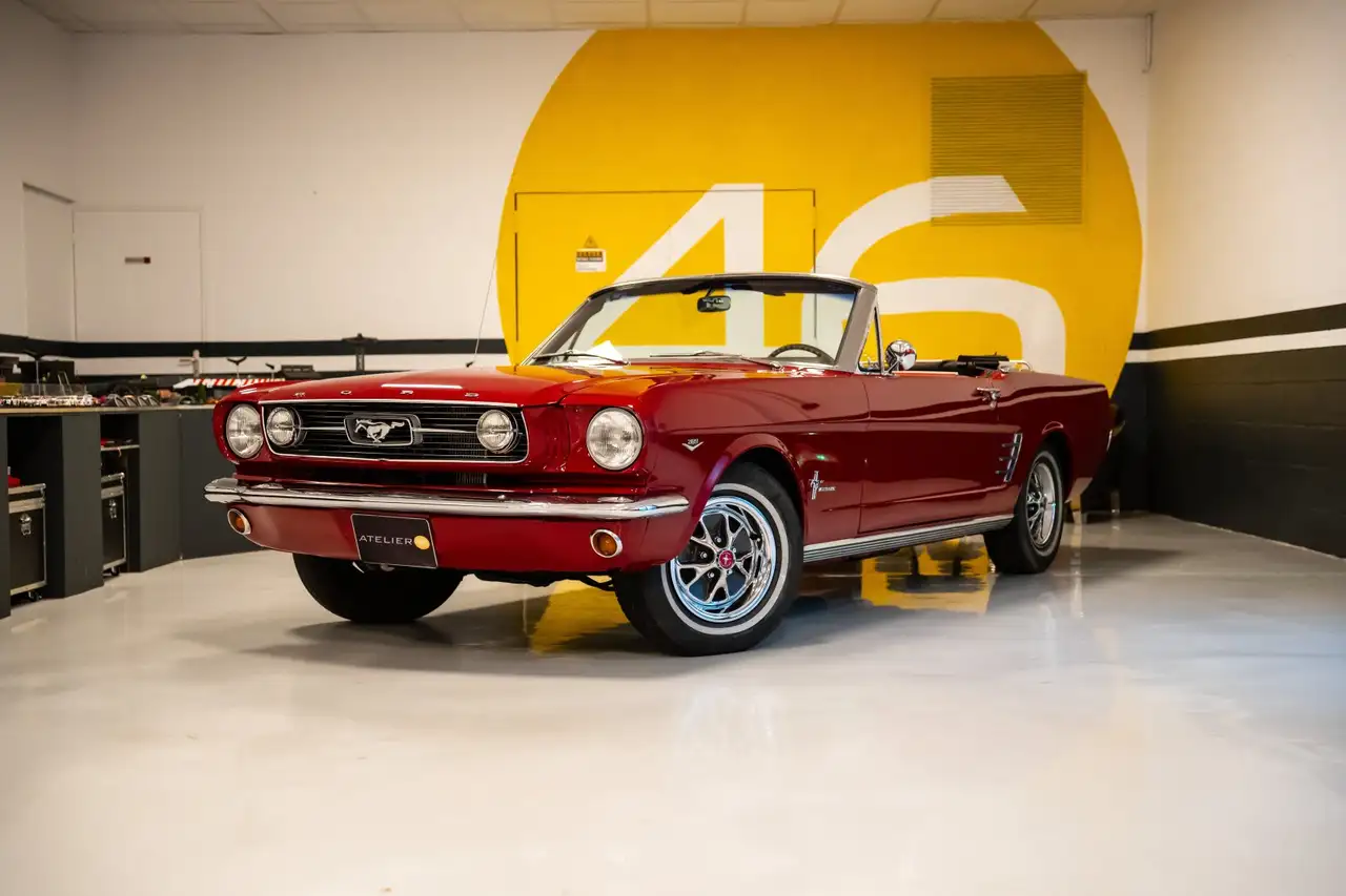 Ford Mustang V8 289 Cabriolet — photo 1 of 12