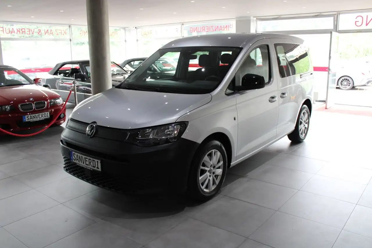 Volkswagen Caddy 2.0 TDI NAVI VIRTUAL PDC RFK EURO 6 — photo 1 of 18