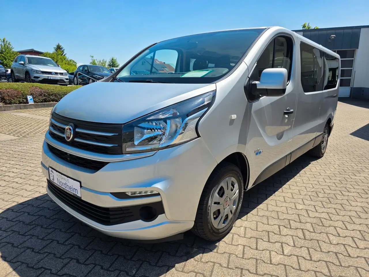 Fiat Talento Kombi L2H1 Family/9-Sitzer/Klima/PDC — photo 1 of 20