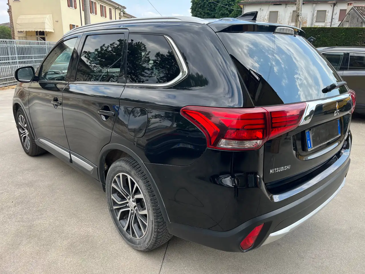 2019 Mitsubishi Outlander 2.2 Instyle awd 4x4 Automatico! 7 posti, photograph 4