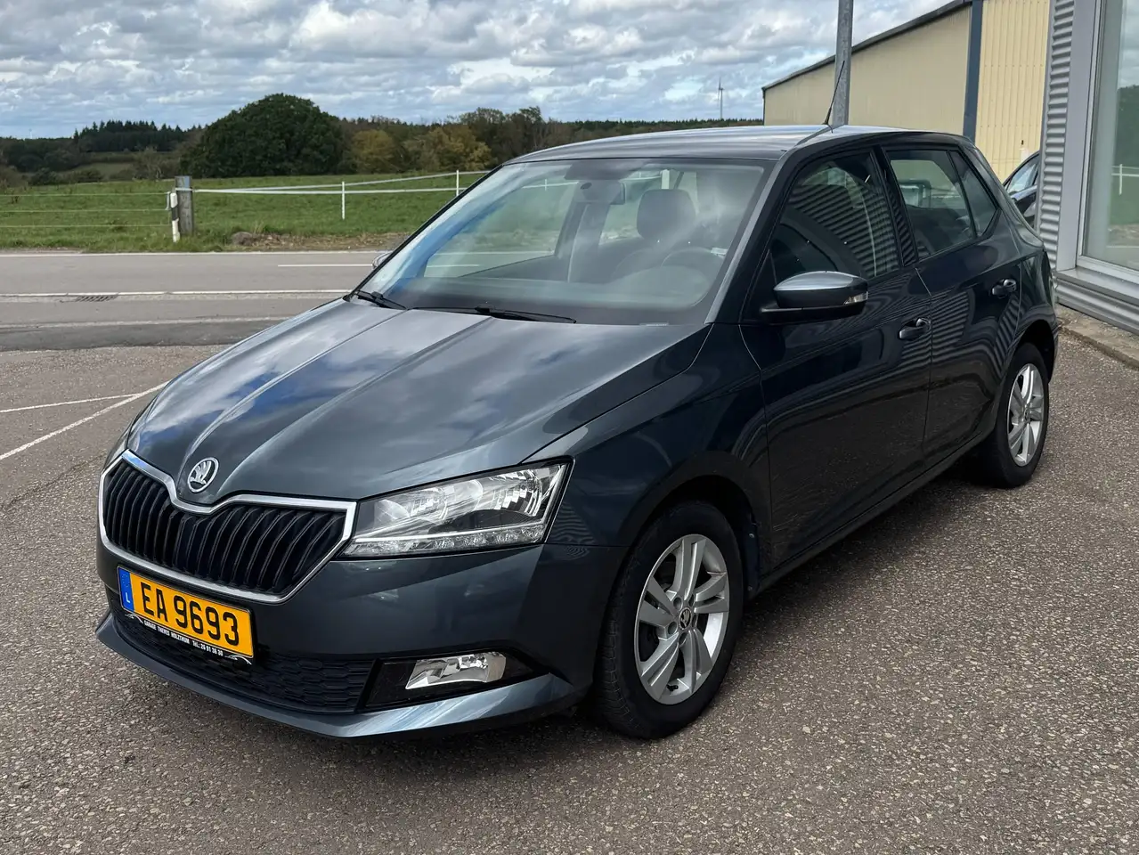 Skoda Fabia Fabia Combi 1.0 TSI Style — photo 1 of 10