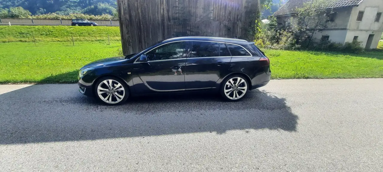 Opel Insignia Insignia ST 2,0 CDTI Ecotec Allrad Sport Start/Sto — photo 1 of 11