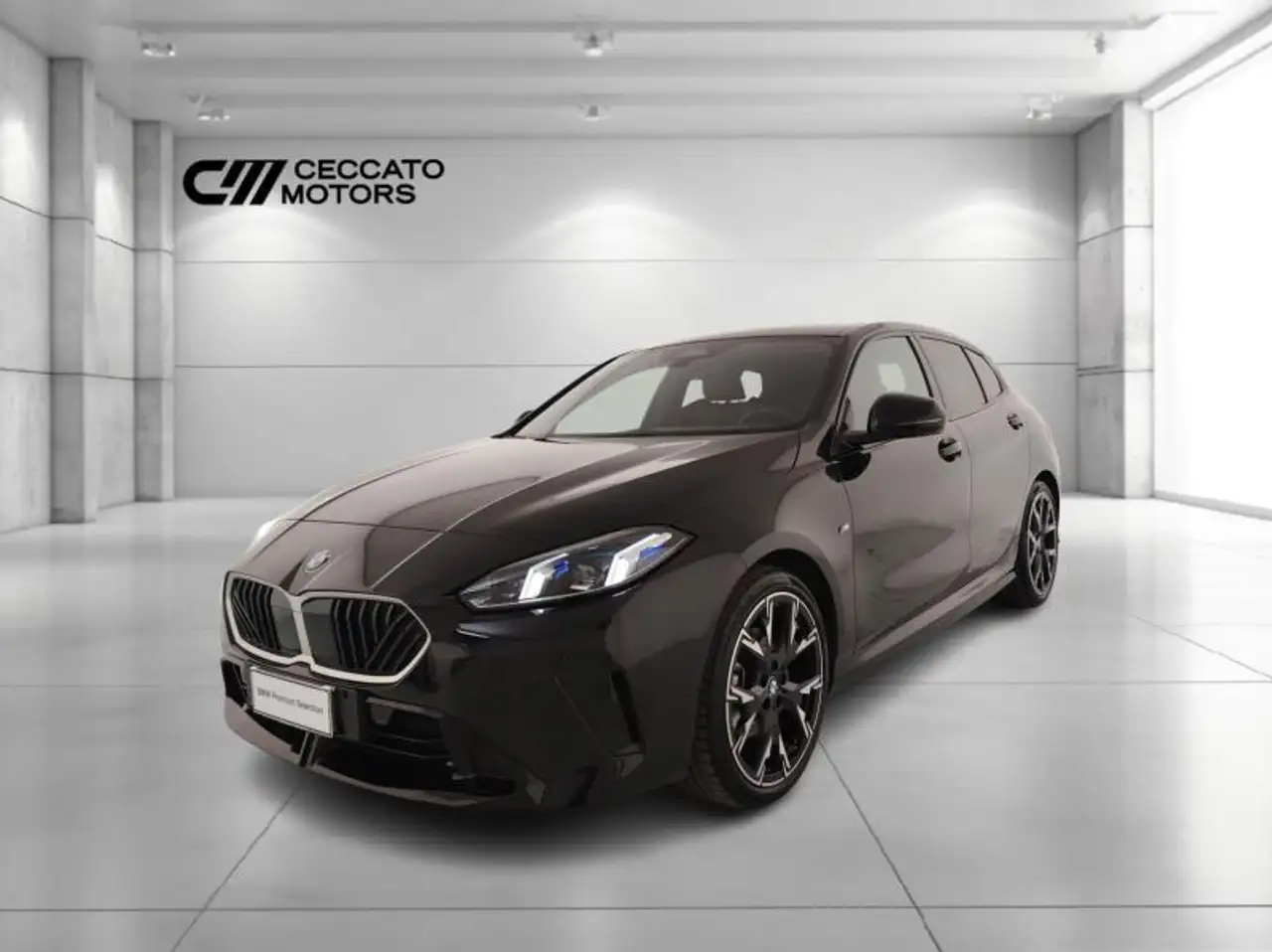 BMW 118 118d MSport auto — photo 1 of 15